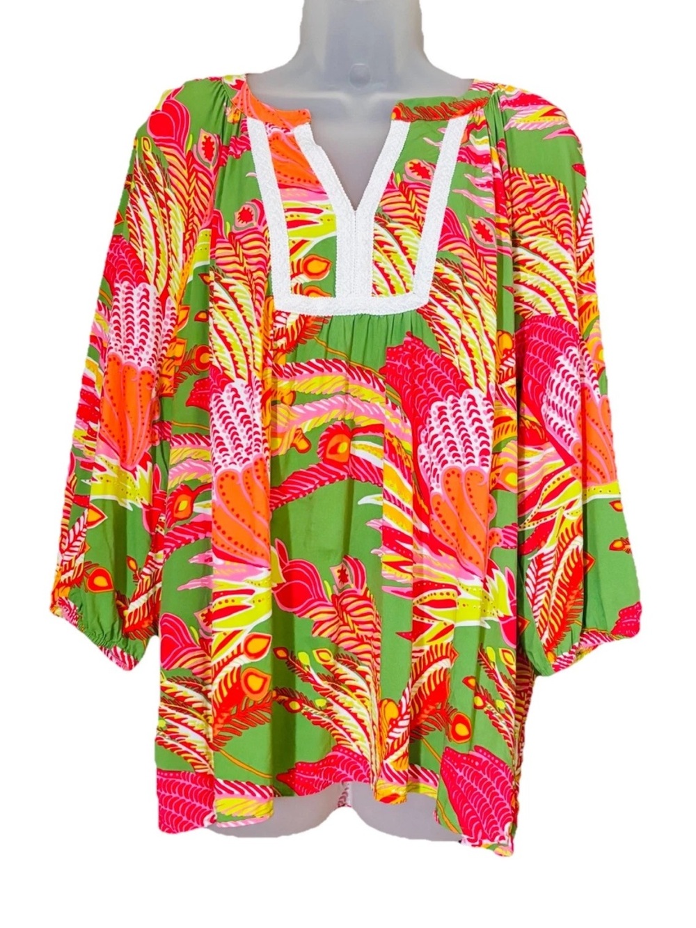Crown & Ivy Women's Tropical Crochet Trim Tunic Top Green Pink Size XL Vacation
